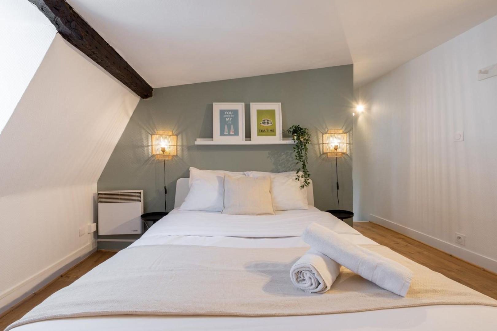 Lille Grand Place - Comfortable For 3 Pers Appartement Buitenkant foto